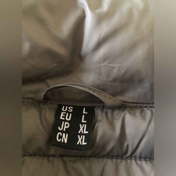 Kids Light Puffer Jacket - Picture 3 of 3